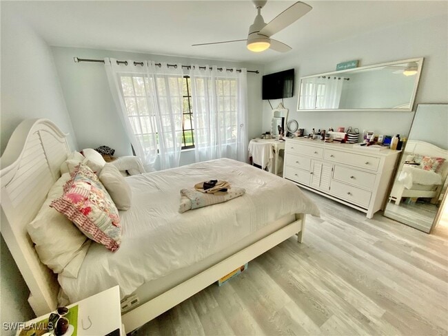 Building Photo - 871 Meadowland Dr