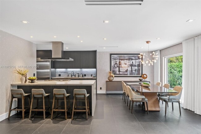 Building Photo - 4800 Bay Point Rd