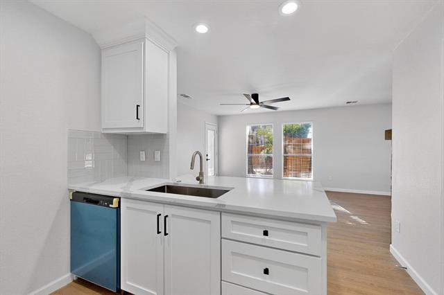Building Photo - 1009 Lake Bluff Dr