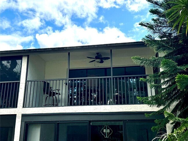 Building Photo - 3031 Quail Hollow St