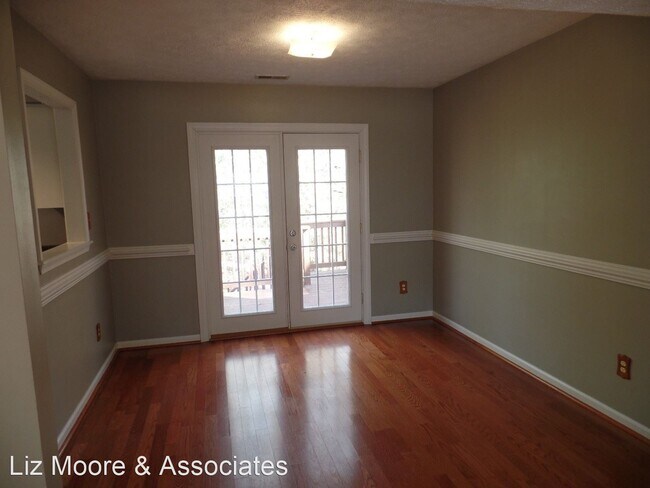 Building Photo - 3 br, 1.5 bath House - 934 Pheasant Run