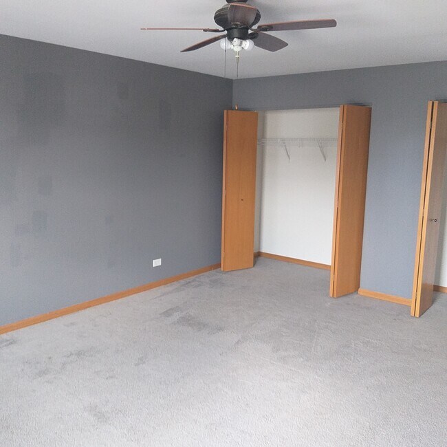 Building Photo - 277 W Biros Ln
