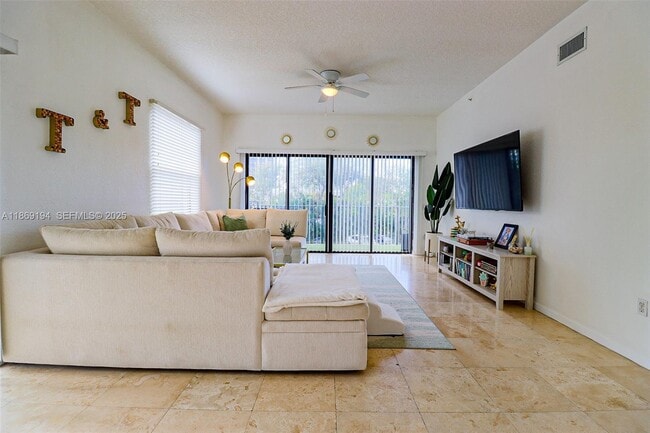 Building Photo - 1650 Presidential Way