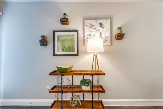 Building Photo - 901 Juno Ln