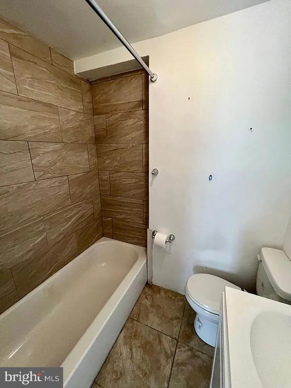 Building Photo - 501 E Haines St