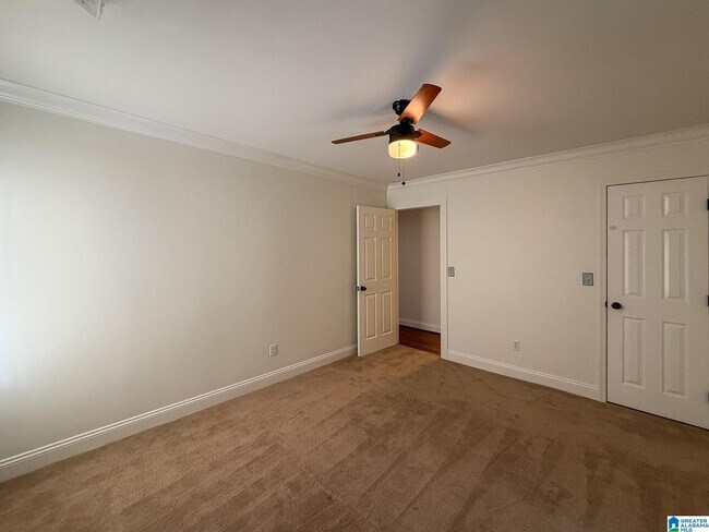 Building Photo - 649 Olde Towne Ln