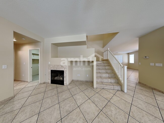 Building Photo - 901 Sir Winston Street