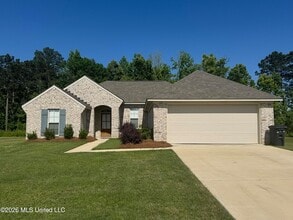 Building Photo - 102 Rotherfield Pl