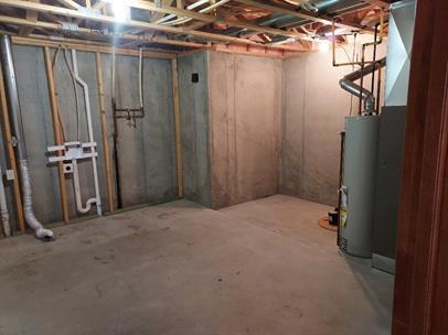 Building Photo - 319 Aaron Dr