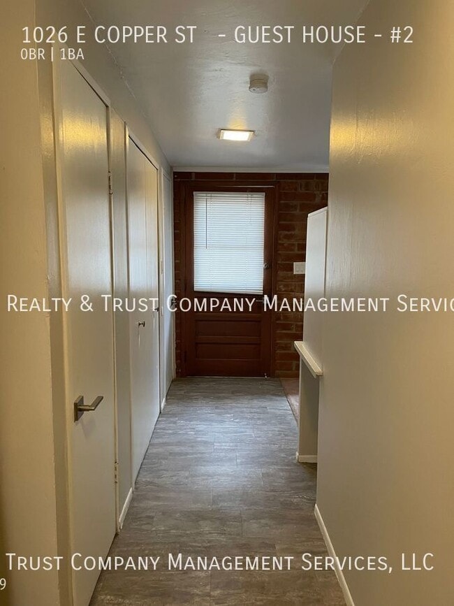 Building Photo - 1026 E Copper St