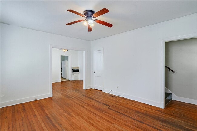 Building Photo - 1602/04 Saint Mary Street