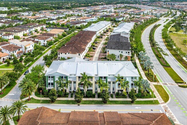 Building Photo - 7114 Edison Pl
