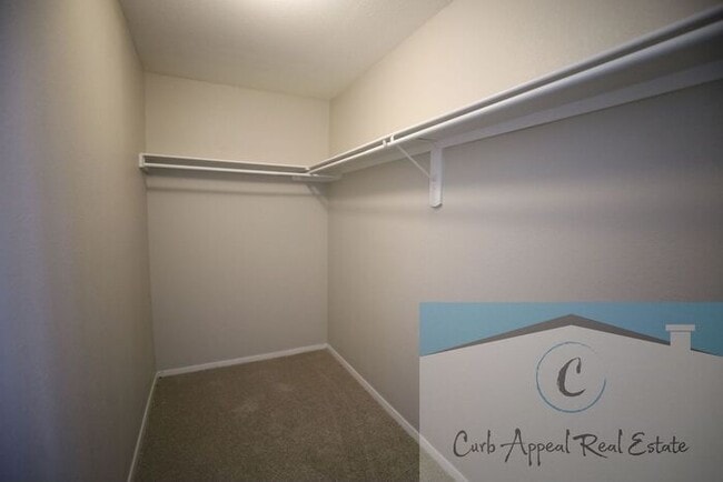 Building Photo - Beautiful 4 bedroom/2 bath home - Nettleton!! $900 move in special