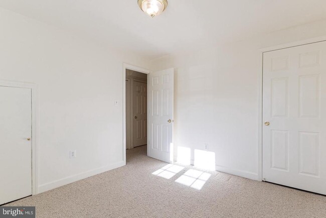 Building Photo - 13561 Filly Ct