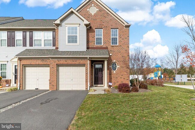 Building Photo - 42 Sundance Dr