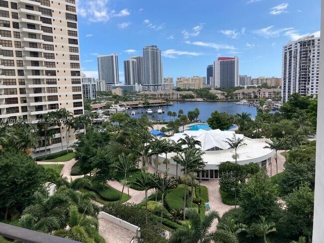 Building Photo - 500 Three Islands Boulevard