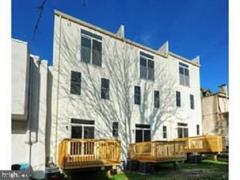Building Photo - 139 Kingsley St