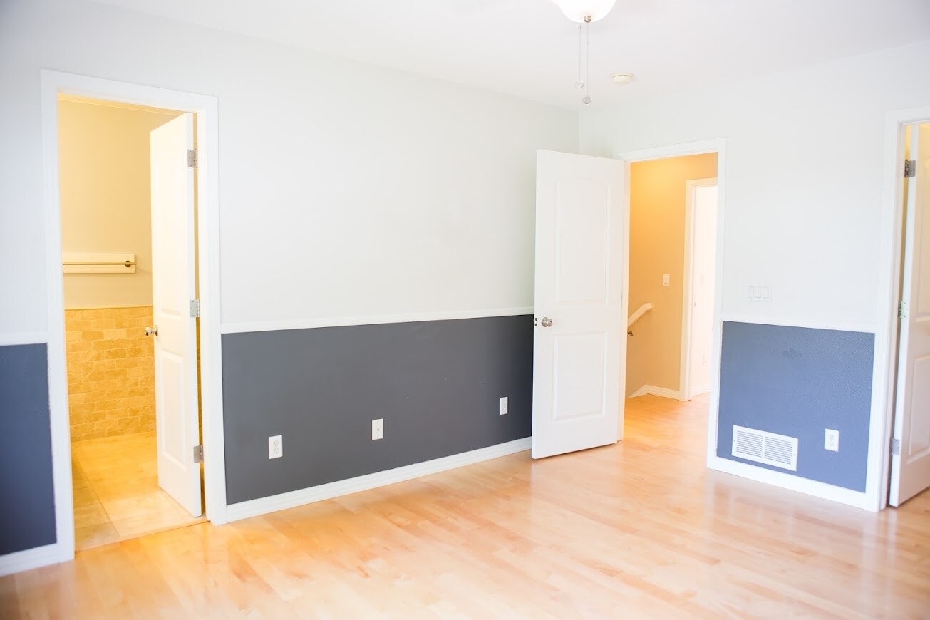 Building Photo - 4780 W 125th Ave