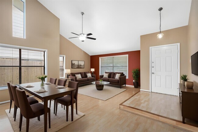 Building Photo - 2315 Woodstream Blvd