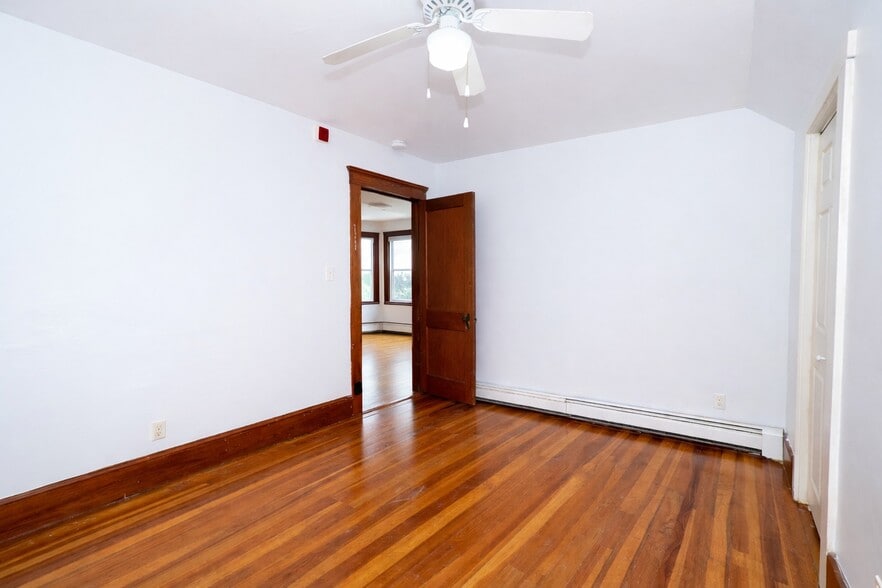 Building Photo - 209 Harrison Ave