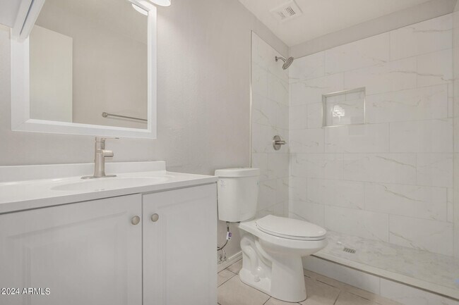 Building Photo - 6319 N 83rd Pl