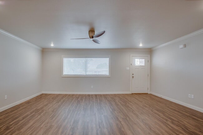 Building Photo - 3207 37th St