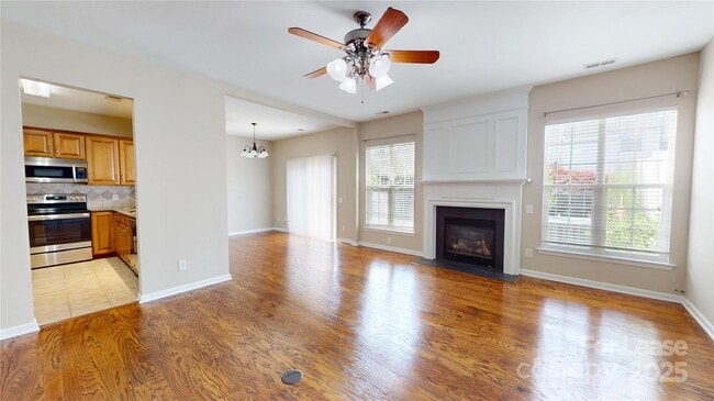 Building Photo - 9007 Bishop Crest Ln