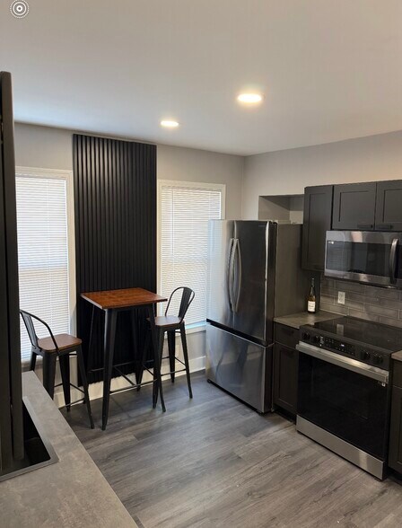 Building Photo - 35 Fearless Ave