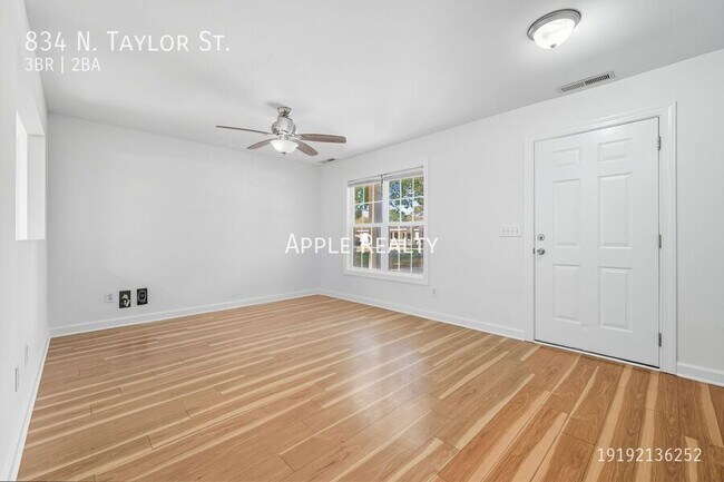 Building Photo - 834 N Taylor St