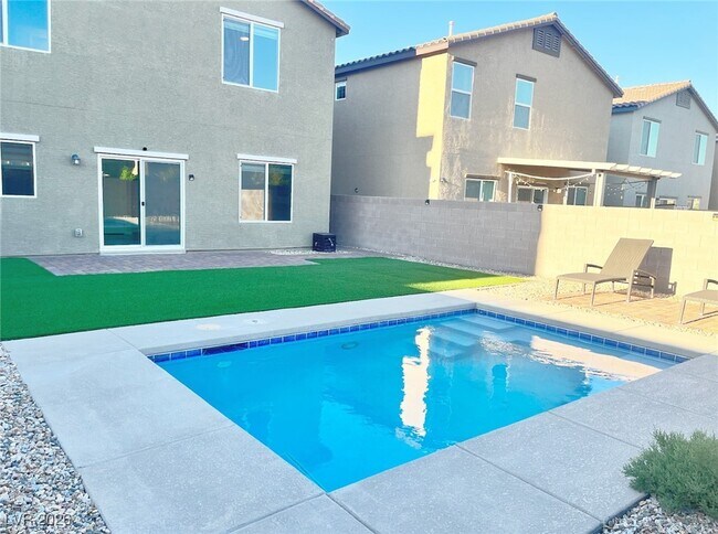 Building Photo - 4461 Lantern Point Ave