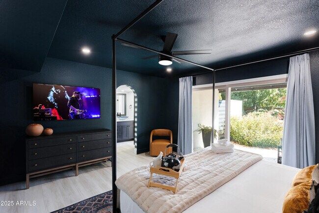 Building Photo - 12271 N 74th St