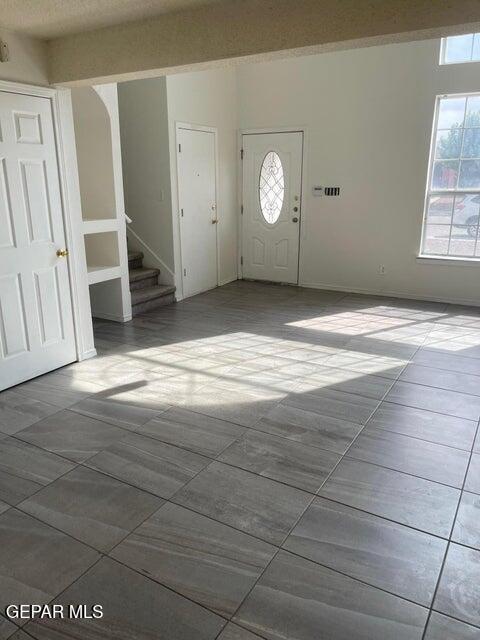 Building Photo - 10361 Valle del Mar Dr