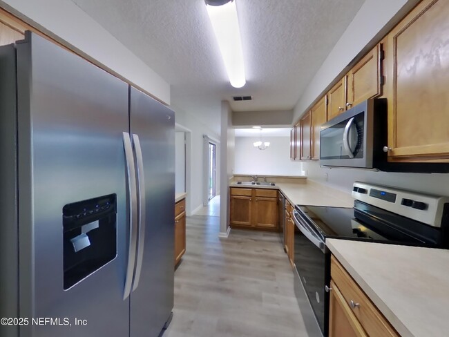 Building Photo - 3240 Avocet Ln