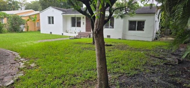 Building Photo - Northwest 98th Street, Miami Shores, FL 33150 - 3 BR 2 BA single-family home