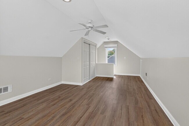 Building Photo - 100 83rd St