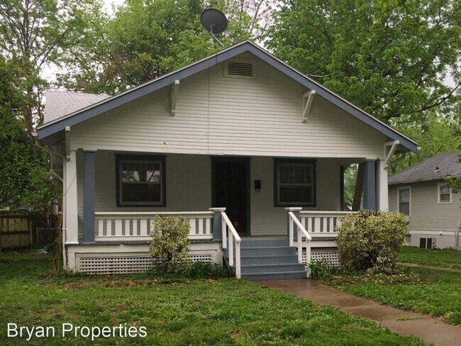 Building Photo - 2 br, 1 bath House - 540 E LOREN