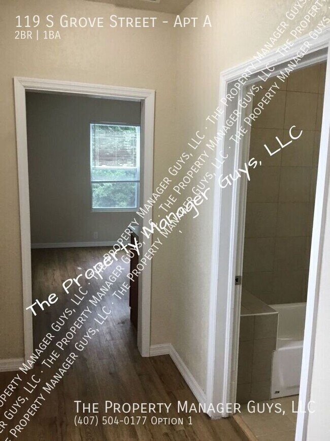 Building Photo - 119 S Grove St