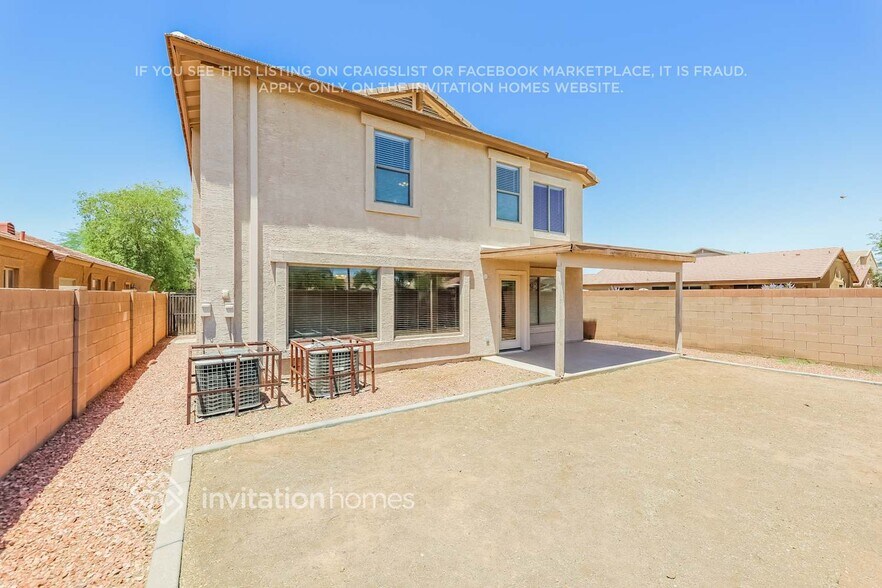 Building Photo - 4107 S 55th Dr