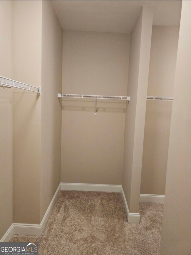 Building Photo - 609 Tulip Poplar Dr