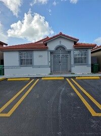 Building Photo - 8905 NW 121st St