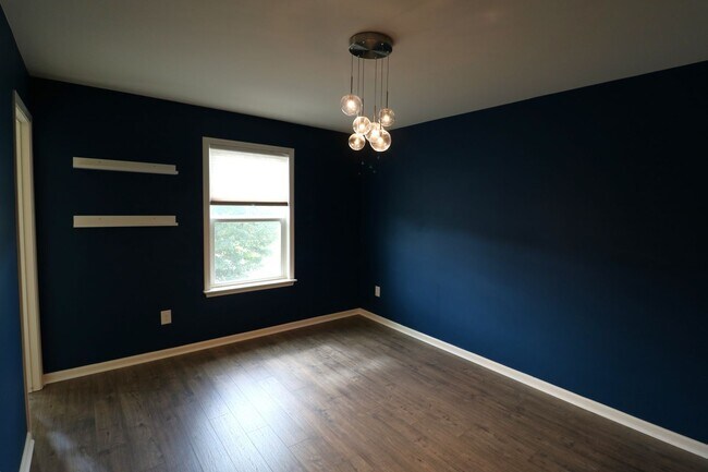 Building Photo - 4515 Wedge Dr
