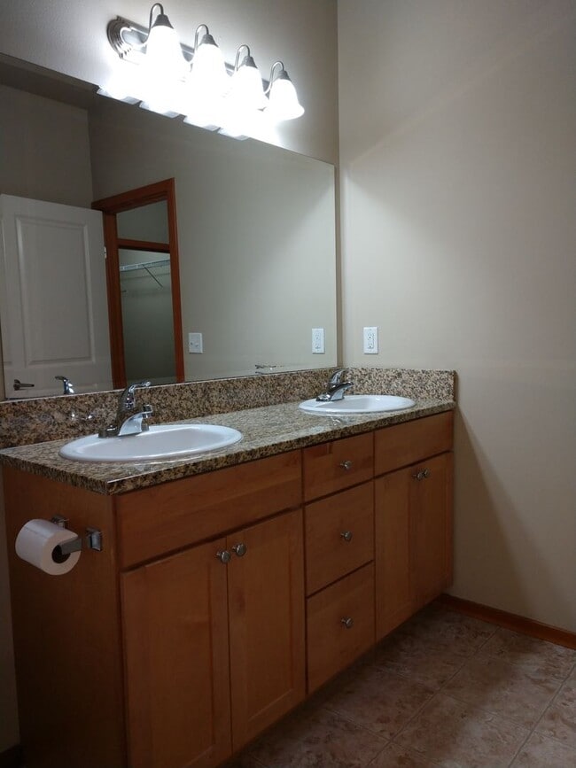 Building Photo - 2079 Calico Loop