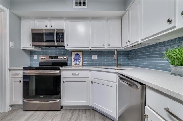 Building Photo - 15151 Berry Trail