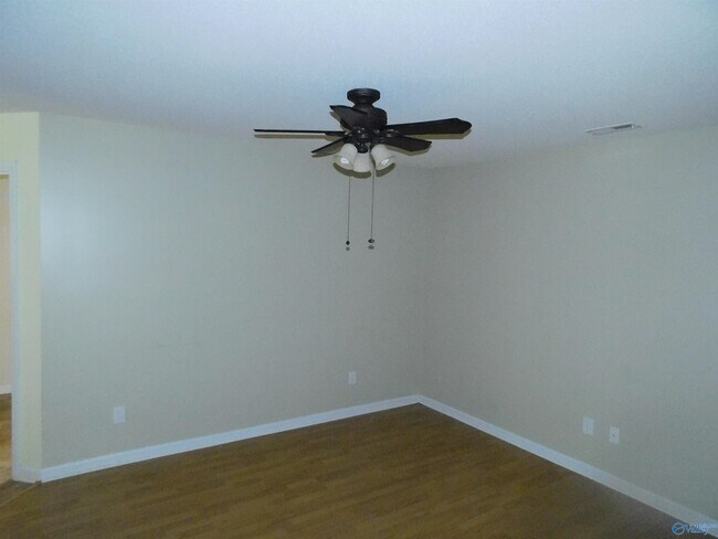 Building Photo - 134 Kendrick Ln