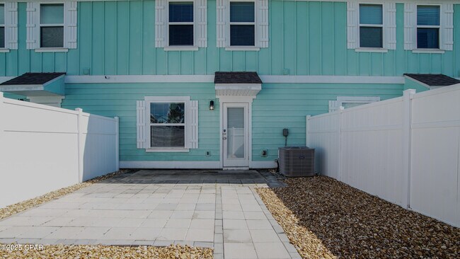 Building Photo - 7471 Shadow Lake Dr