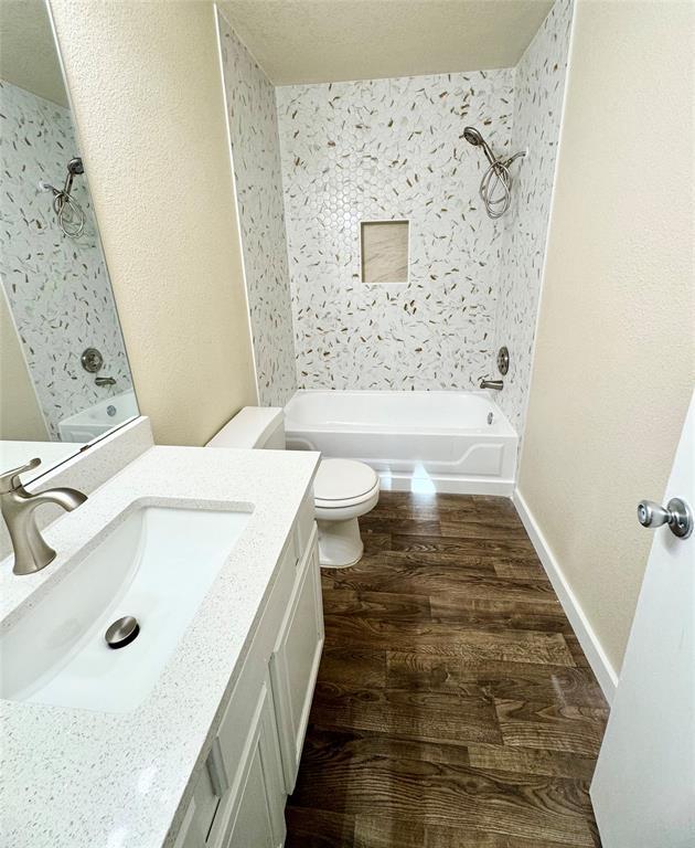 Building Photo - 20805 Trotters Ln