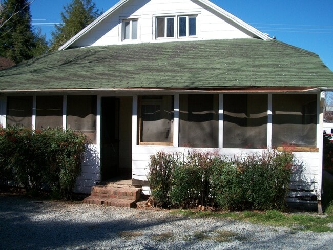 Building Photo - 2023 Placer St