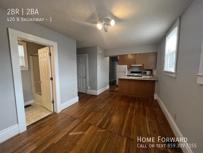 Building Photo - 420 N Broadway