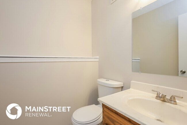 Building Photo - 6438 N Jarboe St