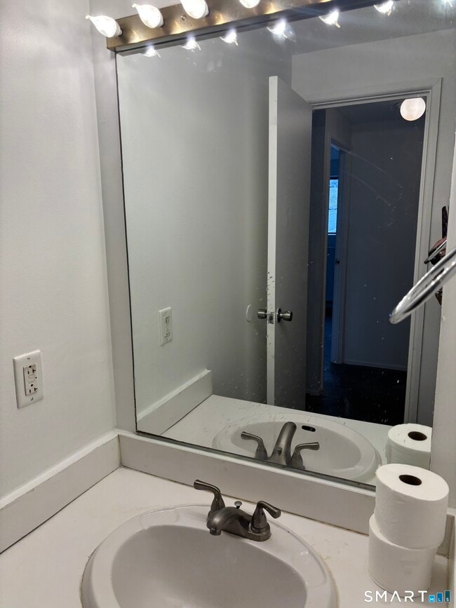 Building Photo - 127 Burgundy Hill Ln